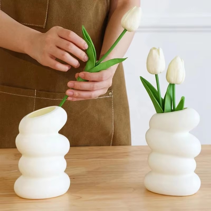 1PC 플라스틱 나선형 흰색 꽃병 북유럽 크리 에이 티 - Kitchen Appliances In White 리뷰 및 가격